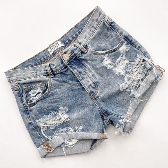 One Teaspoon Shorts - Picture 10 of 11